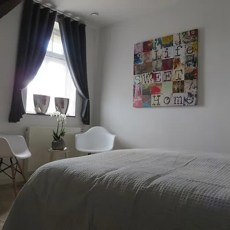 Bed & Breakfast De Nieuwe Stal *