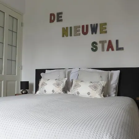 Bed & Breakfast De Nieuwe Stal *